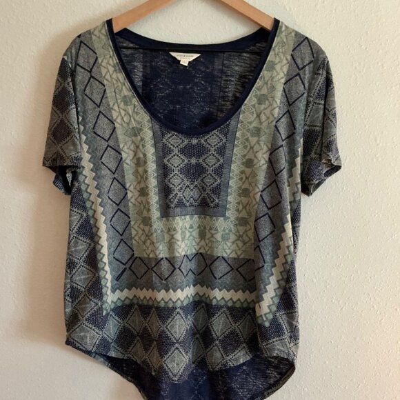 LUCKY BRAND Shirt Women’s L Navy Geometric Burnout Short Sleeve Boho Top Tee - Picture 1 of 10